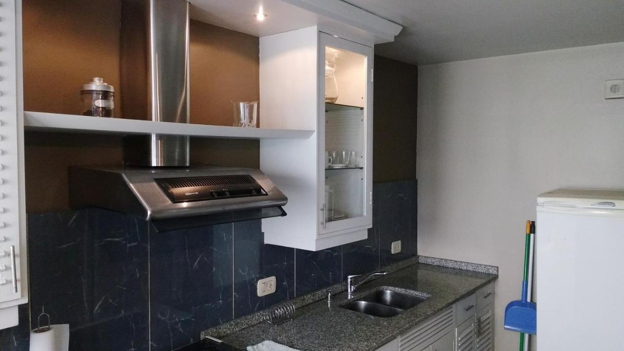 Plaza Independencia Apartment Mendoza Bagian luar foto